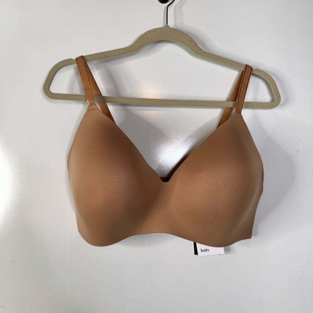 Knix NWT WingWomen Contour Bra Size 8